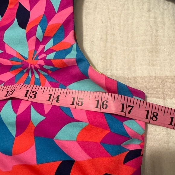 Julie Brown Livie Dress in wonderful bright colors shift style V neck size S - Picture 11 of 12